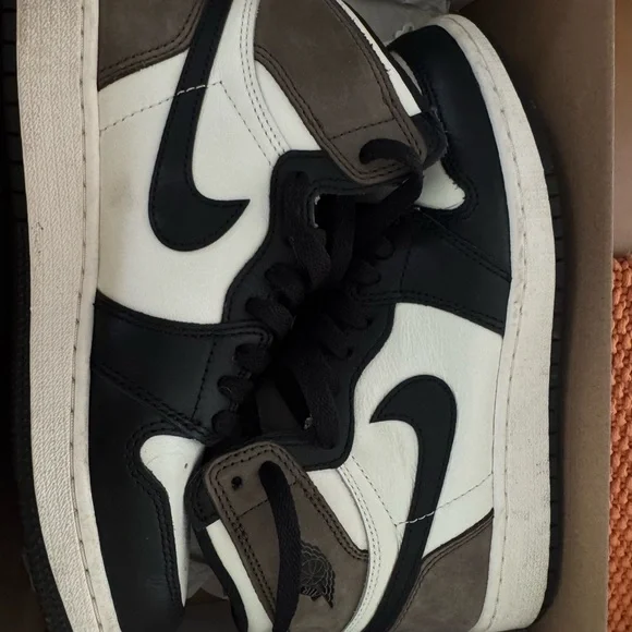 Nike Mid Mocha - Picture 2 of 5